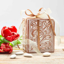 Carica l'immagine nel visualizzatore di Gallery, Lanterna floreale in terracotta